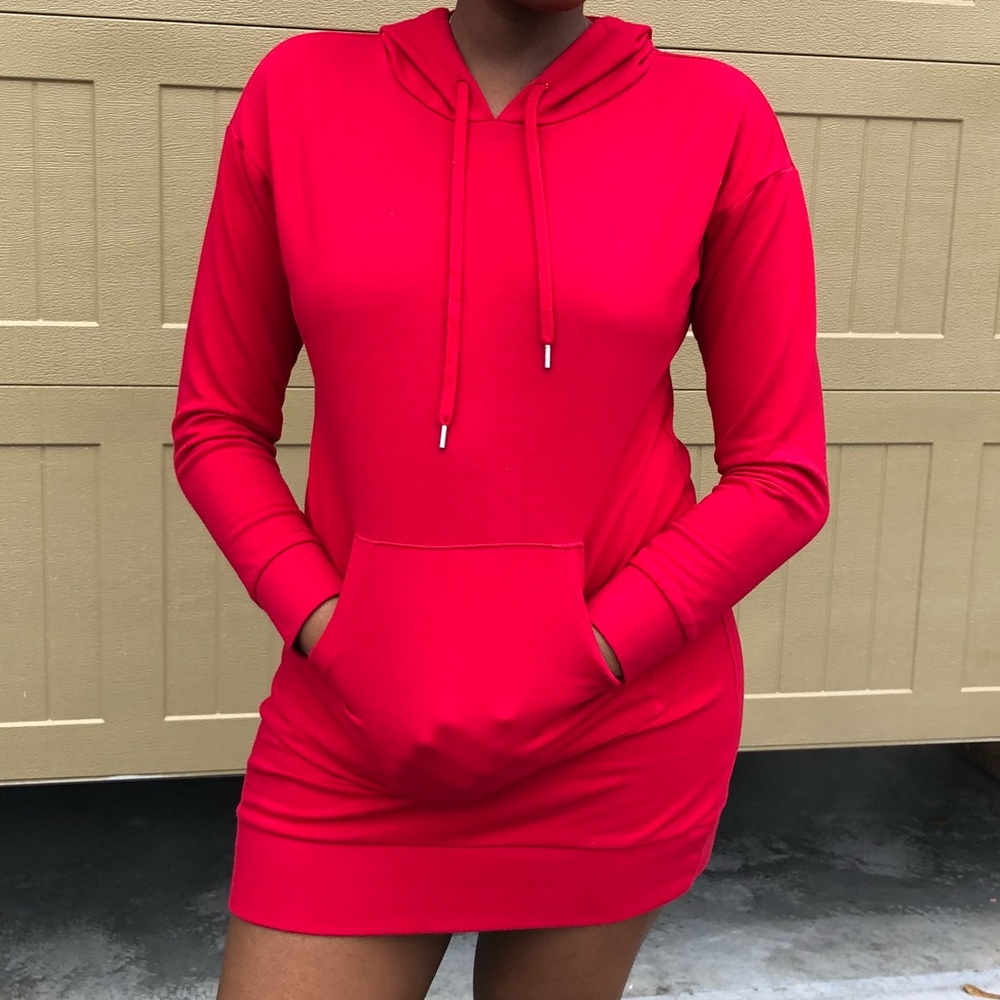 Hooded long sleeve dress💃🏾